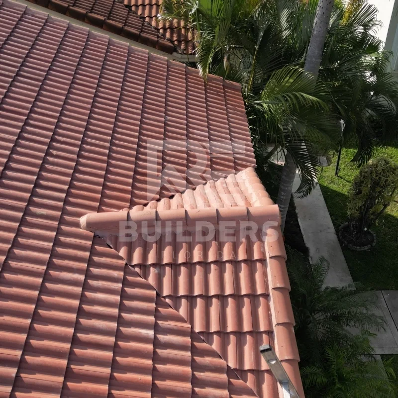 03_tile-roof-slide